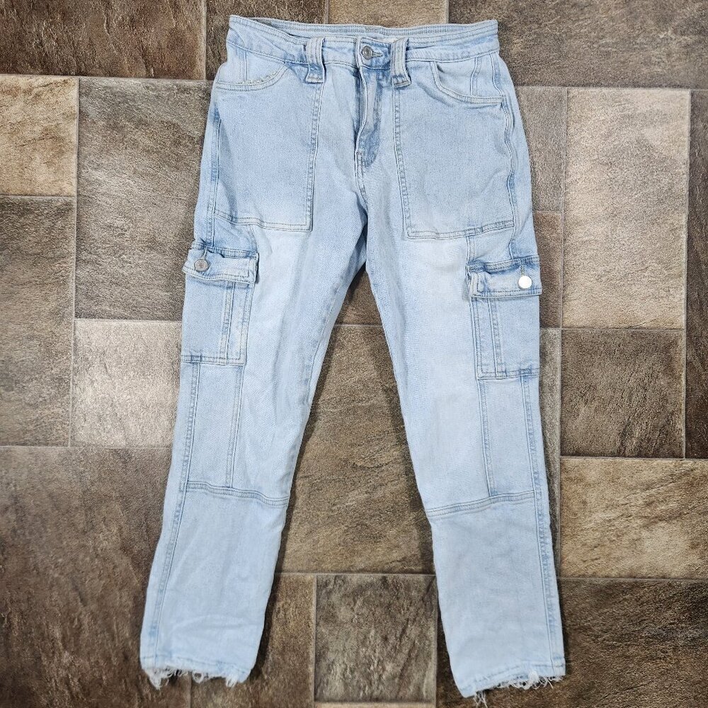 KanCan Cargo Cropped Women's Jeans Size 5/26 Light Wash Frayed Hem Distressed